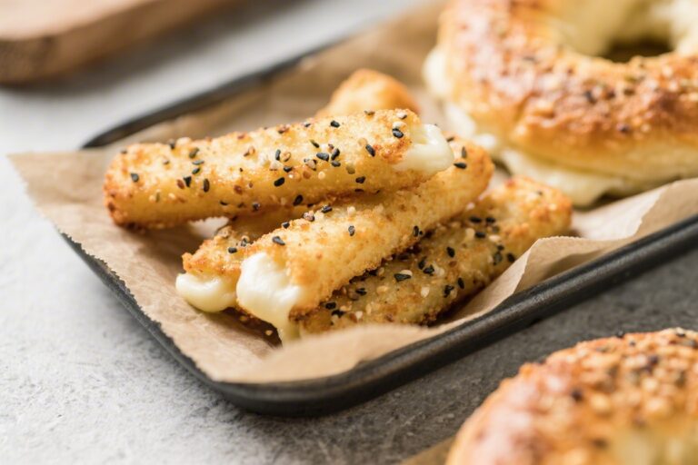 Air Fryer Bagel Mozzarella Sticks – Crispy, Cheesy, and Easy